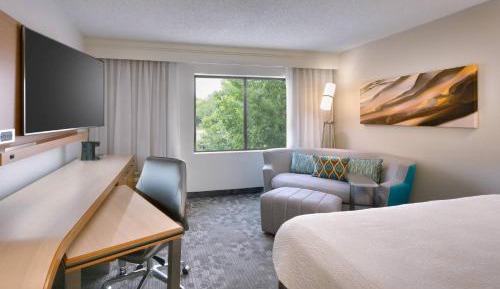 King Room with Sofa Bed