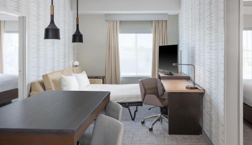 Two-Bedroom Suite with Roll-In Shower - Mobility Accessible