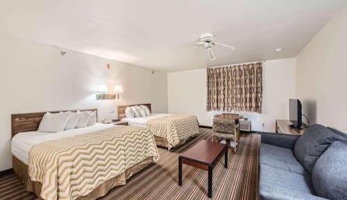 Studio Suite with Two Queen Beds - Non-Smoking