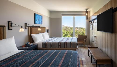 Queen Room with Two Queen Beds and Mountain View