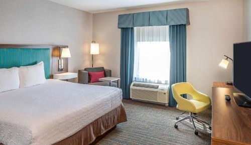 King Room with Accessible Tub - Mobility and Hearing Access/Non-Smoking