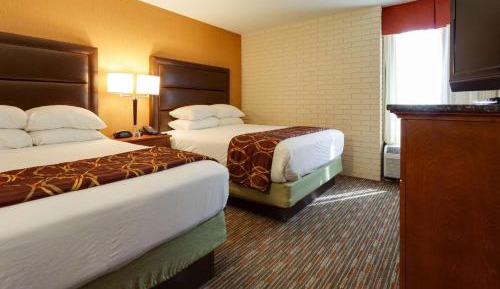 Queen Suite with Two Queen Beds - High Floor