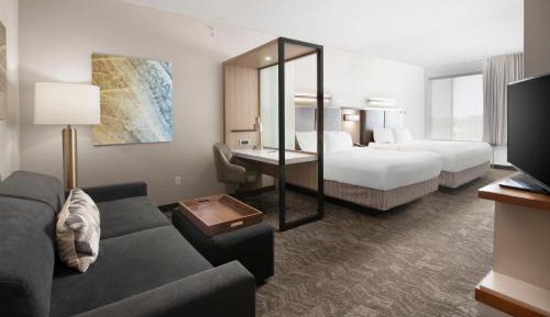 Queen Suite with Two Queen Beds and Trundle Sofa - Hearing Accessible