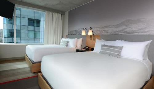 Standard Queen Room with Two Queen Beds and Urban View