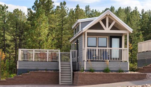 Yogi Bear ™ Cabin