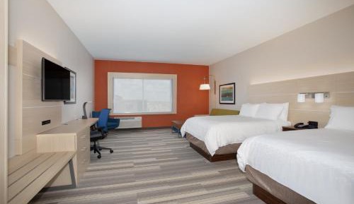 Standard Queen Room with Two Queen Beds