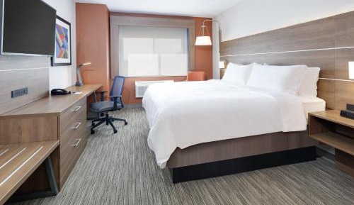Standard King Room