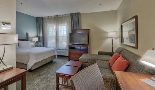 Queen Studio Suite