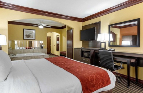 Lake Jackson Hotel | Comfort Suites Lake Jackson Clute