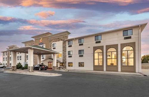 Pueblo Hotel | Comfort Inn & Suites Pueblo