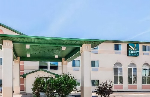 Pueblo Hotel | Comfort Inn & Suites Pueblo