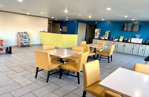 Canton Hotel | Days Inn by Wyndham Canton
