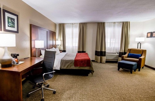Kearney Hotel | Comfort Inn Kearney - Liberty