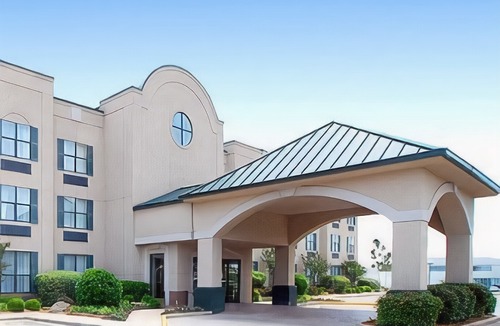 McAlester Hotel | Comfort Suites McAlester