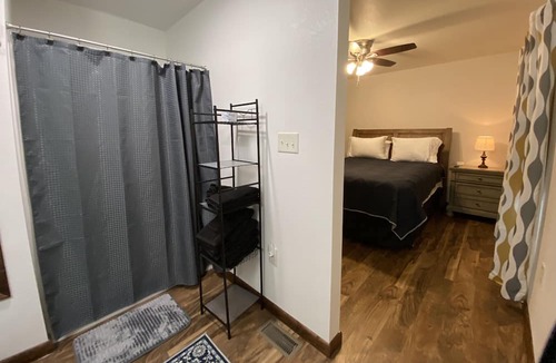 Washington County Cabin | Pet friendly, newly constructed cabin with modern amenities!