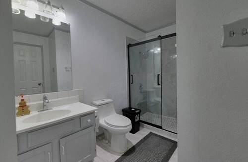 Bedford House | Lovely house near DFW!