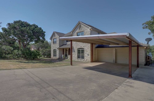 Temple House | Stunning 5 bedroom with lake access