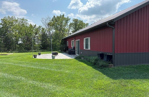 West Grove House | Charming Rual Iowa Shed house