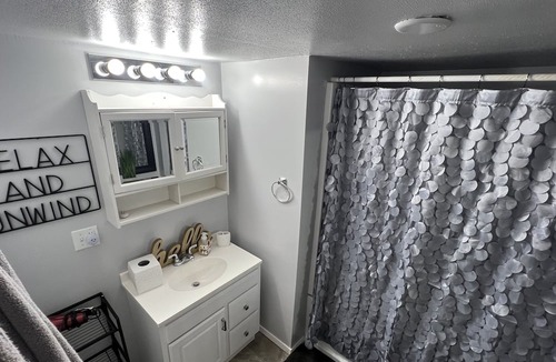 Voss House | Lake Life Rentals Runaway Place @ O.H. Ivie - About 2 miles from boat ramps.