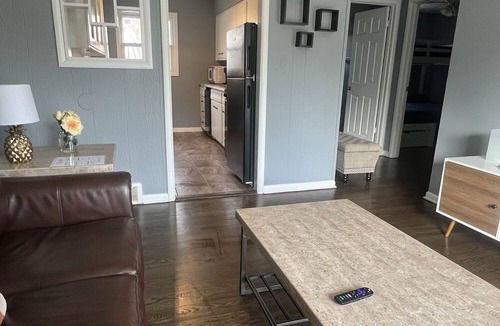 Shawnee House | Cozy two bedroom home near downtown Shawnee
