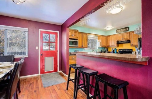 Avery Park House | Spacious 4BR Near CSU 5 mins to Old Town!