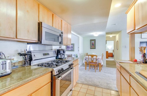 Taylor Ranch House | 7 Mi to Old Town ABQ: Quiet Pet-Friendly Escape!