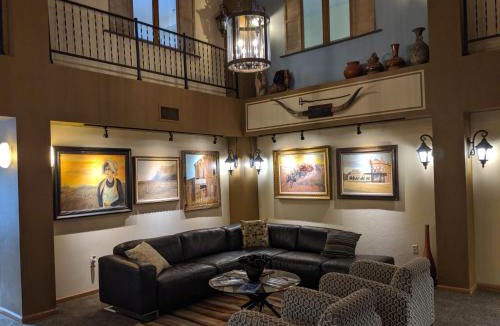 Enid Hotel | Western Inn and Suites